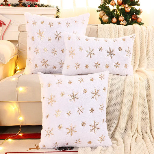Capa de Almofada Natalina Plush com Paetê Dourado Bordado